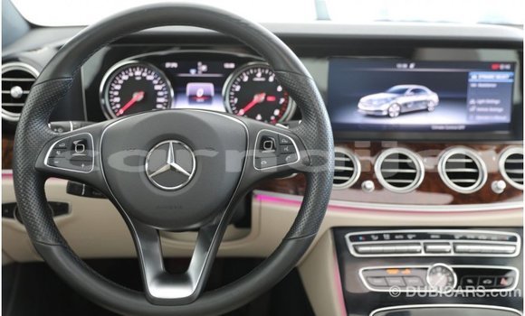 Buy Import Mercedes‒Benz 1117 Black Truck in Import - Dubai in Abia State Buy Import Mercedes‒Benz 1117 Black Truck in Import - Dubai in Abia State