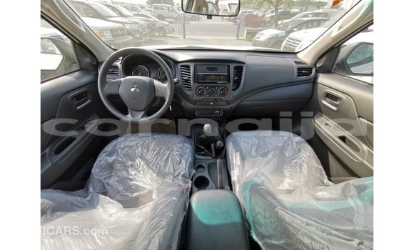 Buy Import Mitsubishi L200 White Car in Import - Dubai in Abia State Buy Import Mitsubishi L200 White Car in Import - Dubai in Abia State
