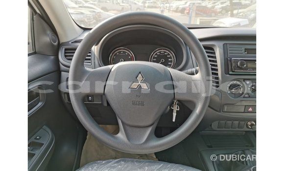 Buy Import Mitsubishi L200 White Car in Import - Dubai in Abia State Buy Import Mitsubishi L200 White Car in Import - Dubai in Abia State