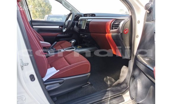 Buy Import Toyota Hilux White Car in Import - Dubai in Abia State Buy Import Toyota Hilux White Car in Import - Dubai in Abia State