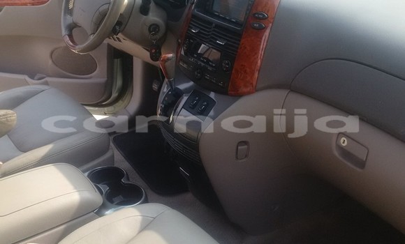 Acheter Neuf Voiture Toyota Sienna Beige à Ipokia, État d'Ogun Acheter Neuf Voiture Toyota Sienna Beige à Ipokia, État d'Ogun
