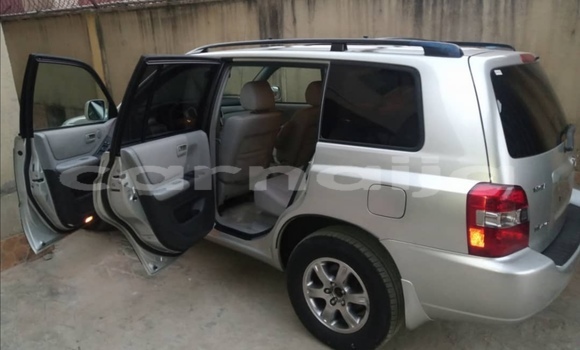 Acheter Neuf Voiture Toyota Highlander Gris à Ipokia, État d'Ogun Acheter Neuf Voiture Toyota Highlander Gris à Ipokia, État d'Ogun