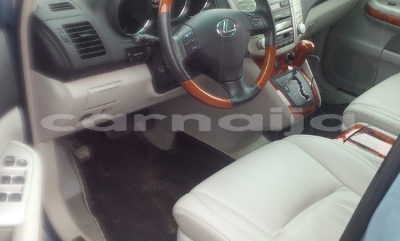 Acheter Neuf Voiture Lexus RX 350 Beige à Ipokia, État d'Ogun Acheter Neuf Voiture Lexus RX 350 Beige à Ipokia, État d'Ogun