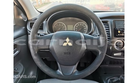 Acheter Import Voiture Mitsubishi L200 Blanc à Import - Dubai, État d'Abia Acheter Import Voiture Mitsubishi L200 Blanc à Import - Dubai, État d'Abia