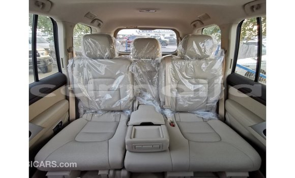 Buy Import Toyota Land Cruiser White Car in Import - Dubai in Abia State Buy Import Toyota Land Cruiser White Car in Import - Dubai in Abia State