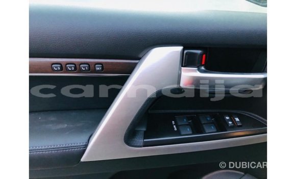 Acheter Import Utilitaire Toyota DA Noir à Import - Dubai, État d'Abia Acheter Import Utilitaire Toyota DA Noir à Import - Dubai, État d'Abia