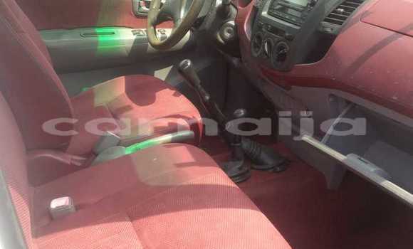 Acheter Import Voiture Toyota Hilux Blanc à Lagos, État de Lagos Acheter Import Voiture Toyota Hilux Blanc à Lagos, État de Lagos