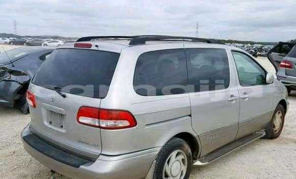 Acheter Import Voiture Toyota Sienna Gris à Lagos, État de Lagos Acheter Import Voiture Toyota Sienna Gris à Lagos, État de Lagos