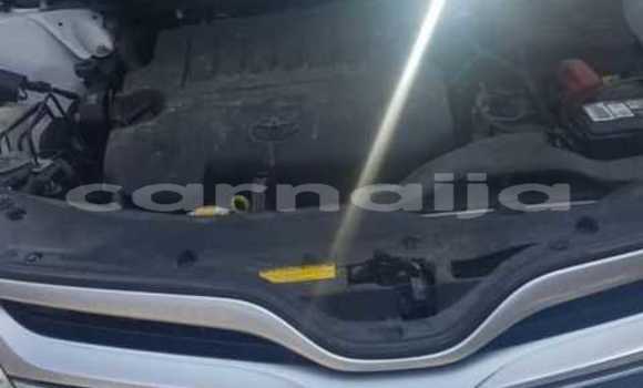 Acheter Import Voiture Toyota Venza Blanc à Lagos, État de Lagos Acheter Import Voiture Toyota Venza Blanc à Lagos, État de Lagos