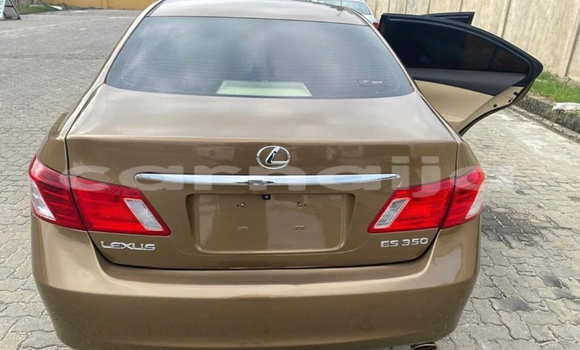 Buy New Lexus ES Beige Car in Badagry in Lagos State Buy New Lexus ES Beige Car in Badagry in Lagos State