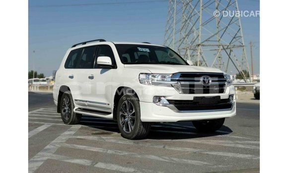 Buy Import Toyota Land Cruiser White Car in Import - Dubai in Abia State Buy Import Toyota Land Cruiser White Car in Import - Dubai in Abia State