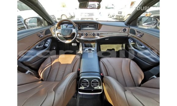 Buy Import Mercedes‒Benz 1117 Black Truck in Import - Dubai in Abia State Buy Import Mercedes‒Benz 1117 Black Truck in Import - Dubai in Abia State