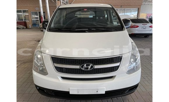 Buy Import Hyundai Accent White Car in Import - Dubai in Abia State Buy Import Hyundai Accent White Car in Import - Dubai in Abia State