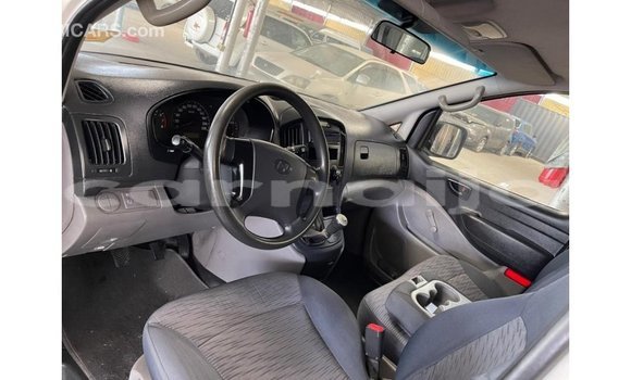Buy Import Hyundai Accent White Car in Import - Dubai in Abia State Buy Import Hyundai Accent White Car in Import - Dubai in Abia State