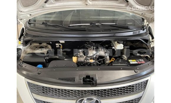 Buy Import Hyundai Accent White Car in Import - Dubai in Abia State Buy Import Hyundai Accent White Car in Import - Dubai in Abia State