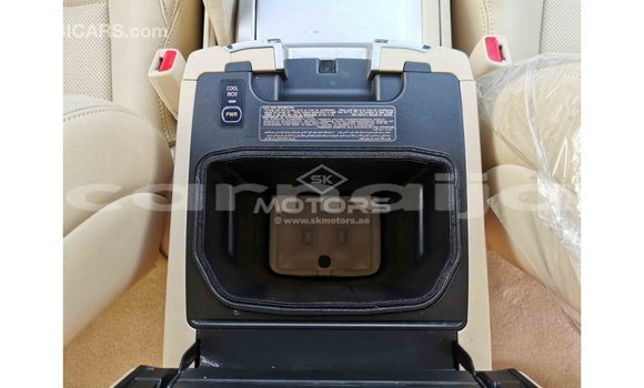Buy Import Toyota Land Cruiser White Car in Import - Dubai in Abia State Buy Import Toyota Land Cruiser White Car in Import - Dubai in Abia State