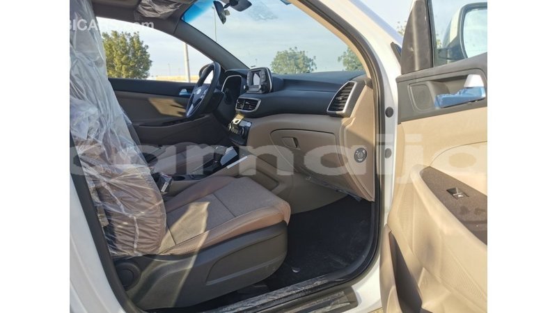 Big with watermark hyundai tucson abia state import dubai 15450