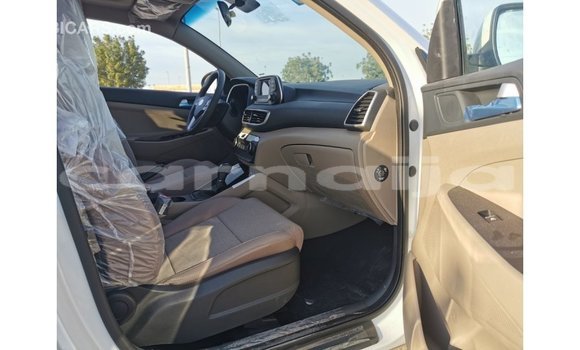 Buy Import Hyundai Tucson White Car in Import - Dubai in Abia State Buy Import Hyundai Tucson White Car in Import - Dubai in Abia State