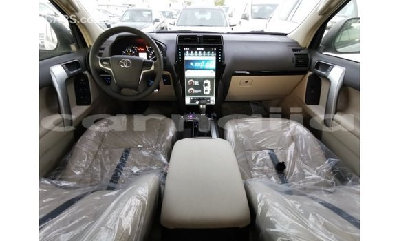 Acheter Import Voiture Toyota Prado Blanc à Import - Dubai, État d'Abia Acheter Import Voiture Toyota Prado Blanc à Import - Dubai, État d'Abia