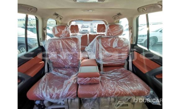 Acheter Import Voiture Toyota Land Cruiser Noir à Import - Dubai, État d'Abia Acheter Import Voiture Toyota Land Cruiser Noir à Import - Dubai, État d'Abia