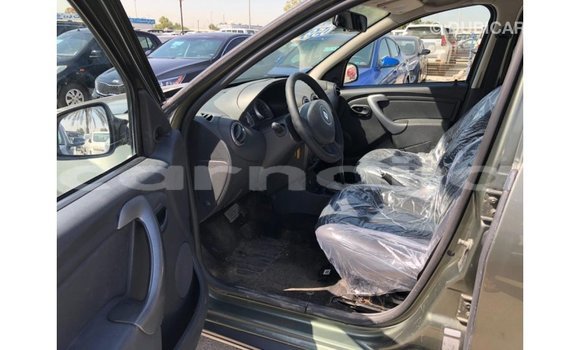 Acheter Import Voiture Renault Duster Vert à Import - Dubai, État d'Abia Acheter Import Voiture Renault Duster Vert à Import - Dubai, État d'Abia