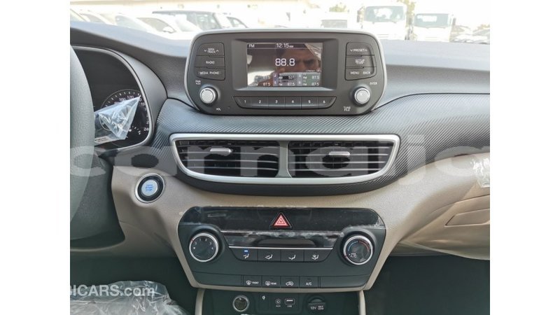 Big with watermark hyundai tucson abia state import dubai 15465