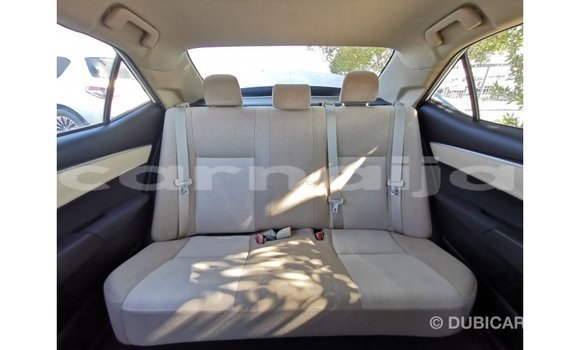 Acheter Import Voiture Toyota Corolla Blanc à Import - Dubai, État d'Abia Acheter Import Voiture Toyota Corolla Blanc à Import - Dubai, État d'Abia