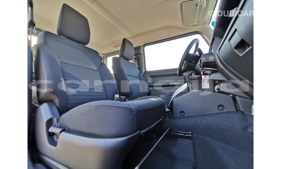 Acheter Import Voiture Suzuki Jimny Vert à Import - Dubai, État d'Abia Acheter Import Voiture Suzuki Jimny Vert à Import - Dubai, État d'Abia