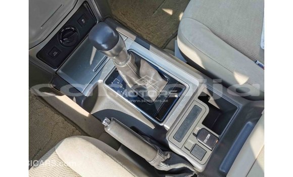 Acheter Import Voiture Toyota Prado Blanc à Import - Dubai, État d'Abia Acheter Import Voiture Toyota Prado Blanc à Import - Dubai, État d'Abia
