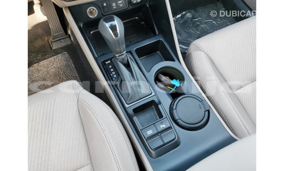 Buy Import Hyundai Tucson White Car in Import - Dubai in Abia State Buy Import Hyundai Tucson White Car in Import - Dubai in Abia State