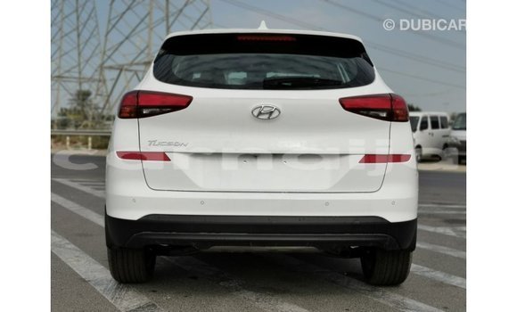 Acheter Import Voiture Hyundai Tucson Blanc à Import - Dubai, État d'Abia Acheter Import Voiture Hyundai Tucson Blanc à Import - Dubai, État d'Abia