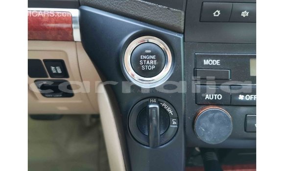 Buy Import Toyota Land Cruiser White Car in Import - Dubai in Abia State Buy Import Toyota Land Cruiser White Car in Import - Dubai in Abia State