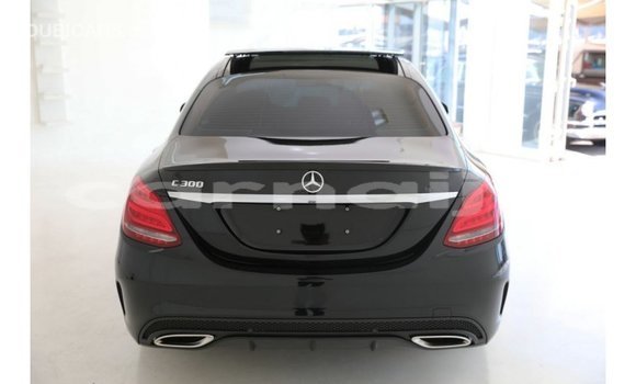 Buy Import Mercedes‒Benz 1117 Black Truck in Import - Dubai in Abia State Buy Import Mercedes‒Benz 1117 Black Truck in Import - Dubai in Abia State