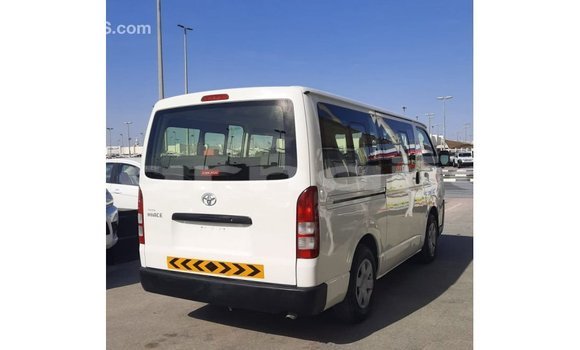 Buy Import Toyota Hiace White Car in Import - Dubai in Abia State Buy Import Toyota Hiace White Car in Import - Dubai in Abia State