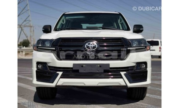 Acheter Import Voiture Toyota Land Cruiser Blanc à Import - Dubai, État d'Abia Acheter Import Voiture Toyota Land Cruiser Blanc à Import - Dubai, État d'Abia