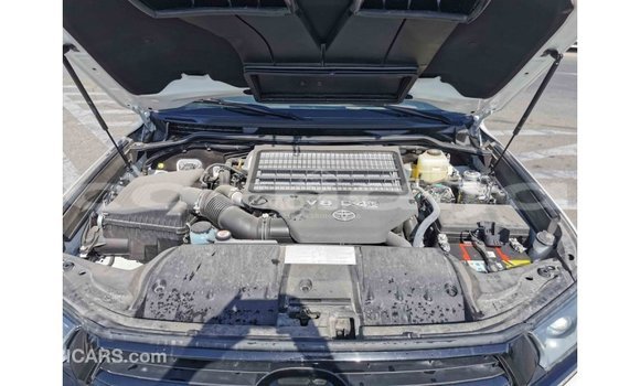 Acheter Import Voiture Toyota Land Cruiser Blanc à Import - Dubai, État d'Abia Acheter Import Voiture Toyota Land Cruiser Blanc à Import - Dubai, État d'Abia