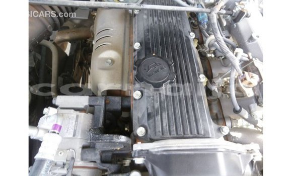 Acheter Import Voiture Toyota Land Cruiser Blanc à Import - Dubai, État d'Abia Acheter Import Voiture Toyota Land Cruiser Blanc à Import - Dubai, État d'Abia