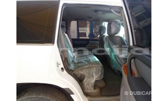 Buy Import Toyota Land Cruiser White Car in Import - Dubai in Abia State Buy Import Toyota Land Cruiser White Car in Import - Dubai in Abia State