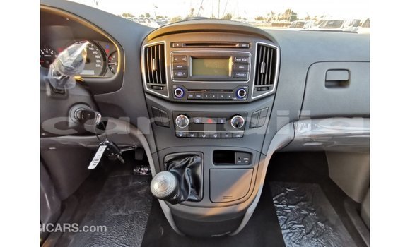 Buy Import Hyundai Accent White Car in Import - Dubai in Abia State Buy Import Hyundai Accent White Car in Import - Dubai in Abia State