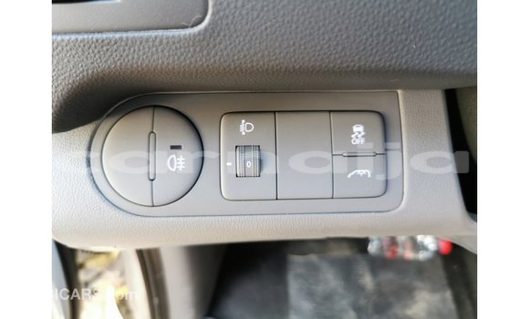 Buy Import Hyundai Accent White Car in Import - Dubai in Abia State Buy Import Hyundai Accent White Car in Import - Dubai in Abia State