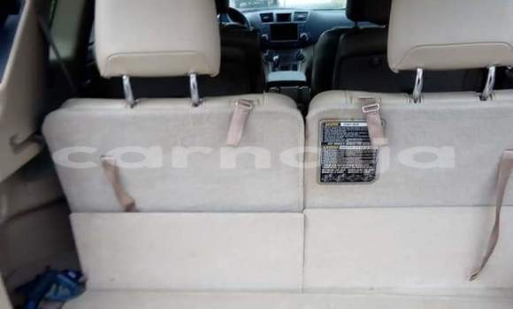 Acheter Import Voiture Toyota Highlander Bleu à Lagos, État de Lagos Acheter Import Voiture Toyota Highlander Bleu à Lagos, État de Lagos