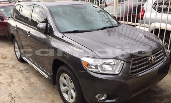Buy New Toyota Highlander Black Car in Lagos in Lagos State
