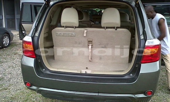 Acheter Neuf Voiture Toyota Highlander Beige à Lagos, État de Lagos Acheter Neuf Voiture Toyota Highlander Beige à Lagos, État de Lagos