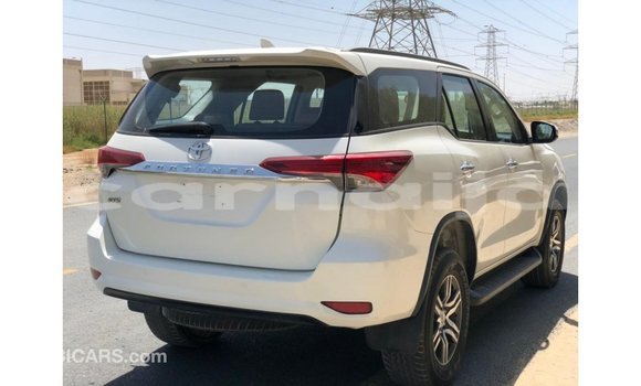 Buy Import Toyota Fortuner White Car in Import - Dubai in Abia State Buy Import Toyota Fortuner White Car in Import - Dubai in Abia State