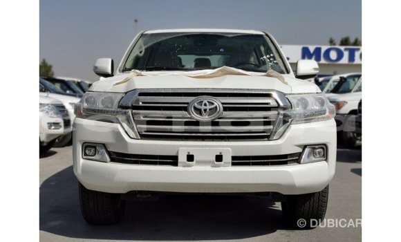 Acheter Import Voiture Toyota Land Cruiser Blanc à Import - Dubai, État d'Abia Acheter Import Voiture Toyota Land Cruiser Blanc à Import - Dubai, État d'Abia
