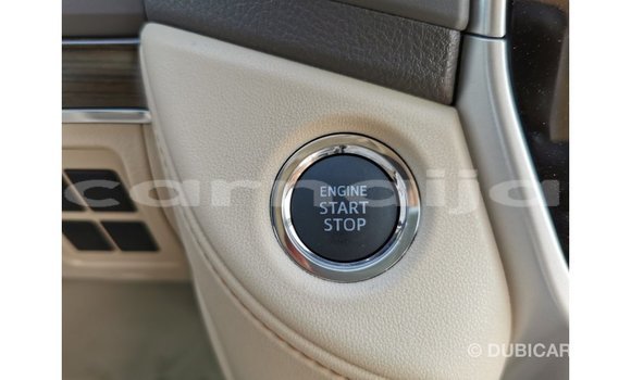 Acheter Import Voiture Toyota Land Cruiser Blanc à Import - Dubai, État d'Abia Acheter Import Voiture Toyota Land Cruiser Blanc à Import - Dubai, État d'Abia
