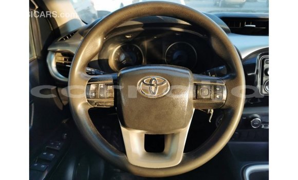 Buy Import Toyota Hilux White Car in Import - Dubai in Abia State Buy Import Toyota Hilux White Car in Import - Dubai in Abia State