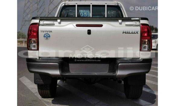 Buy Import Toyota Hilux White Car in Import - Dubai in Abia State Buy Import Toyota Hilux White Car in Import - Dubai in Abia State