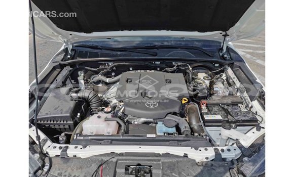 Buy Import Toyota Hilux White Car in Import - Dubai in Abia State Buy Import Toyota Hilux White Car in Import - Dubai in Abia State