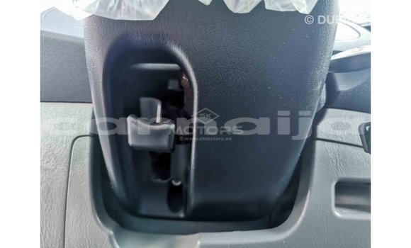 Acheter Import Voiture Toyota Hilux Blanc à Import - Dubai, État d'Abia Acheter Import Voiture Toyota Hilux Blanc à Import - Dubai, État d'Abia